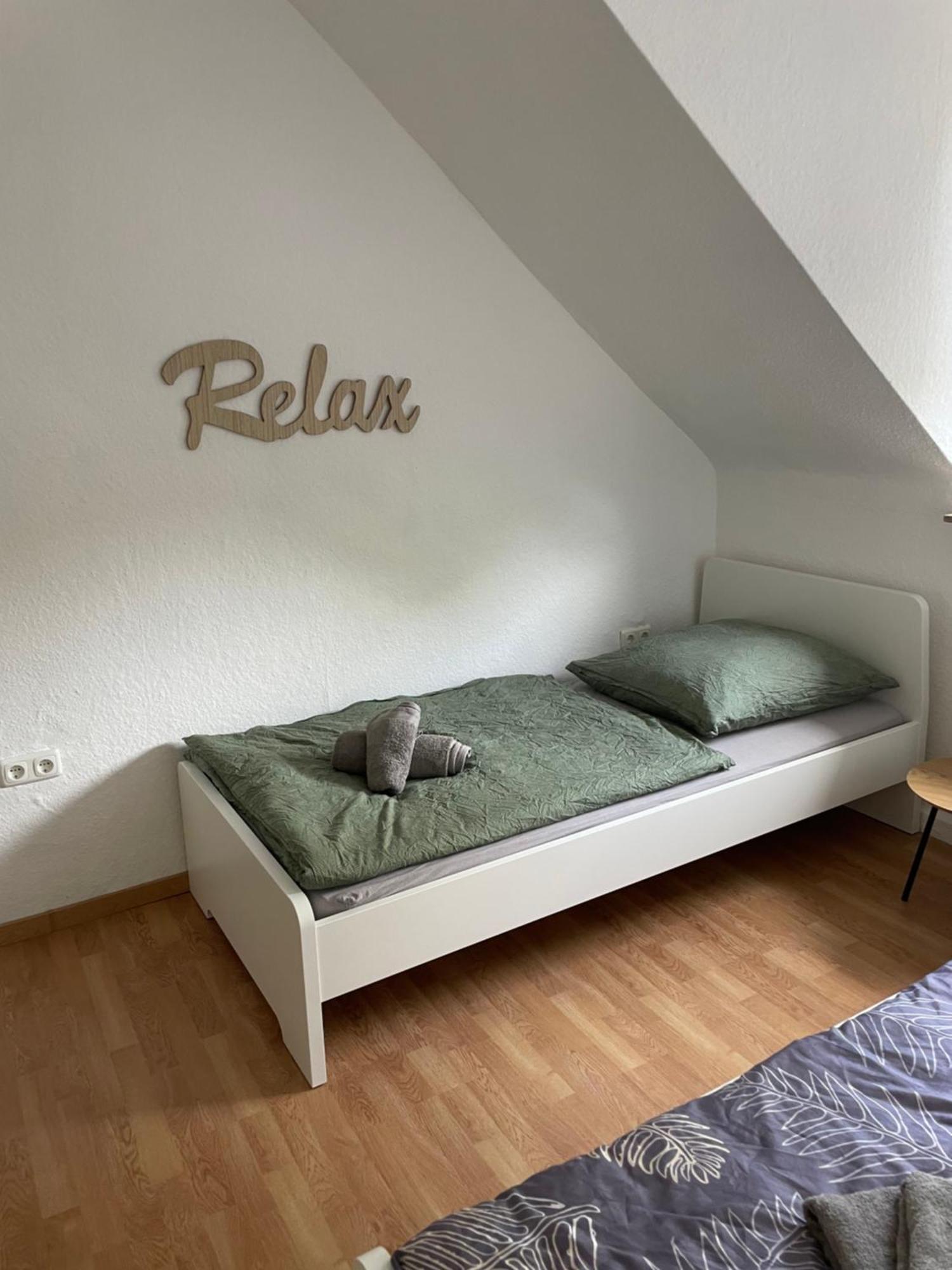 Guenstiges Apartment Gelsenkirchen Schalke Exterior photo