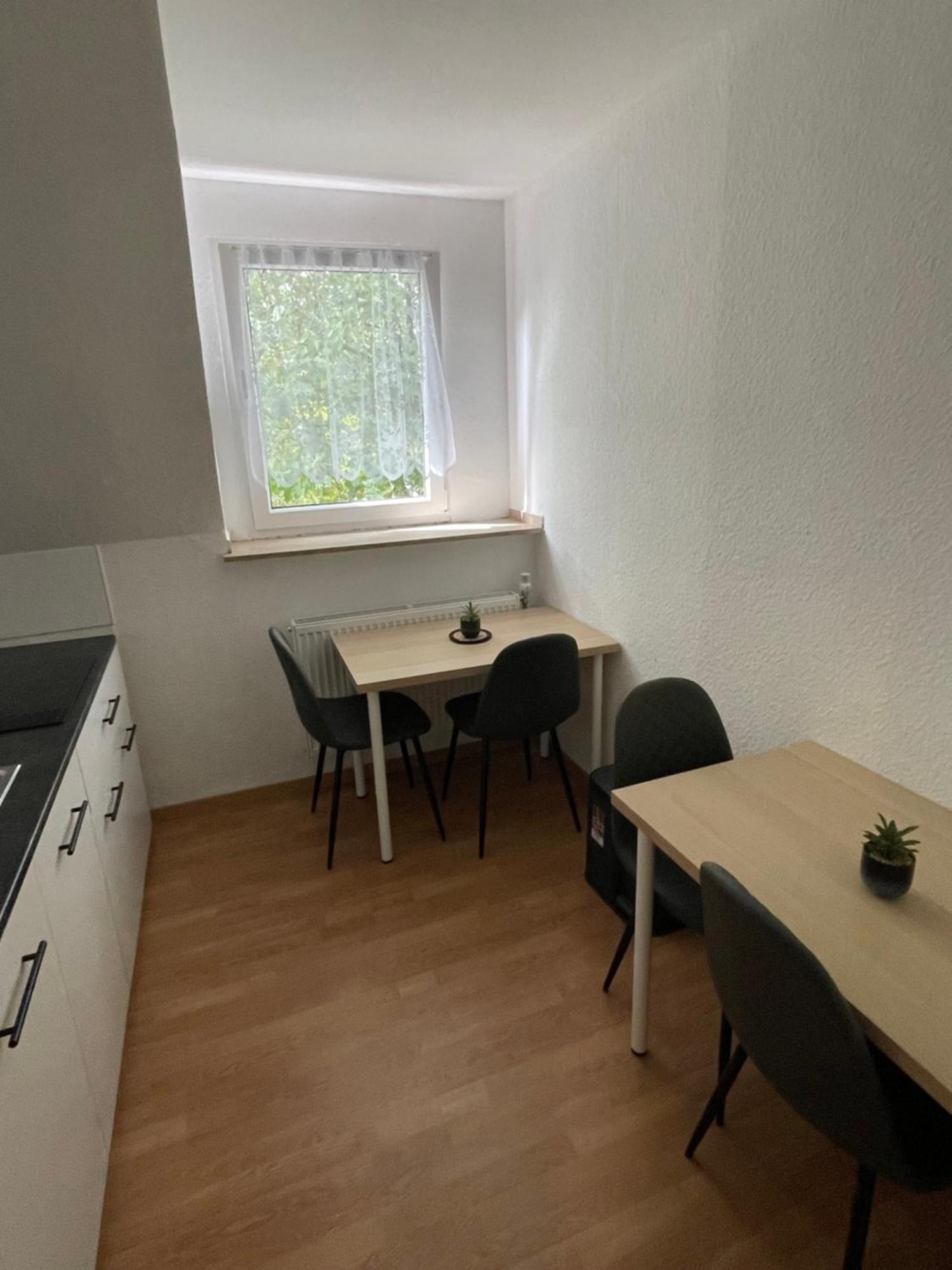 Guenstiges Apartment Gelsenkirchen Schalke Exterior photo