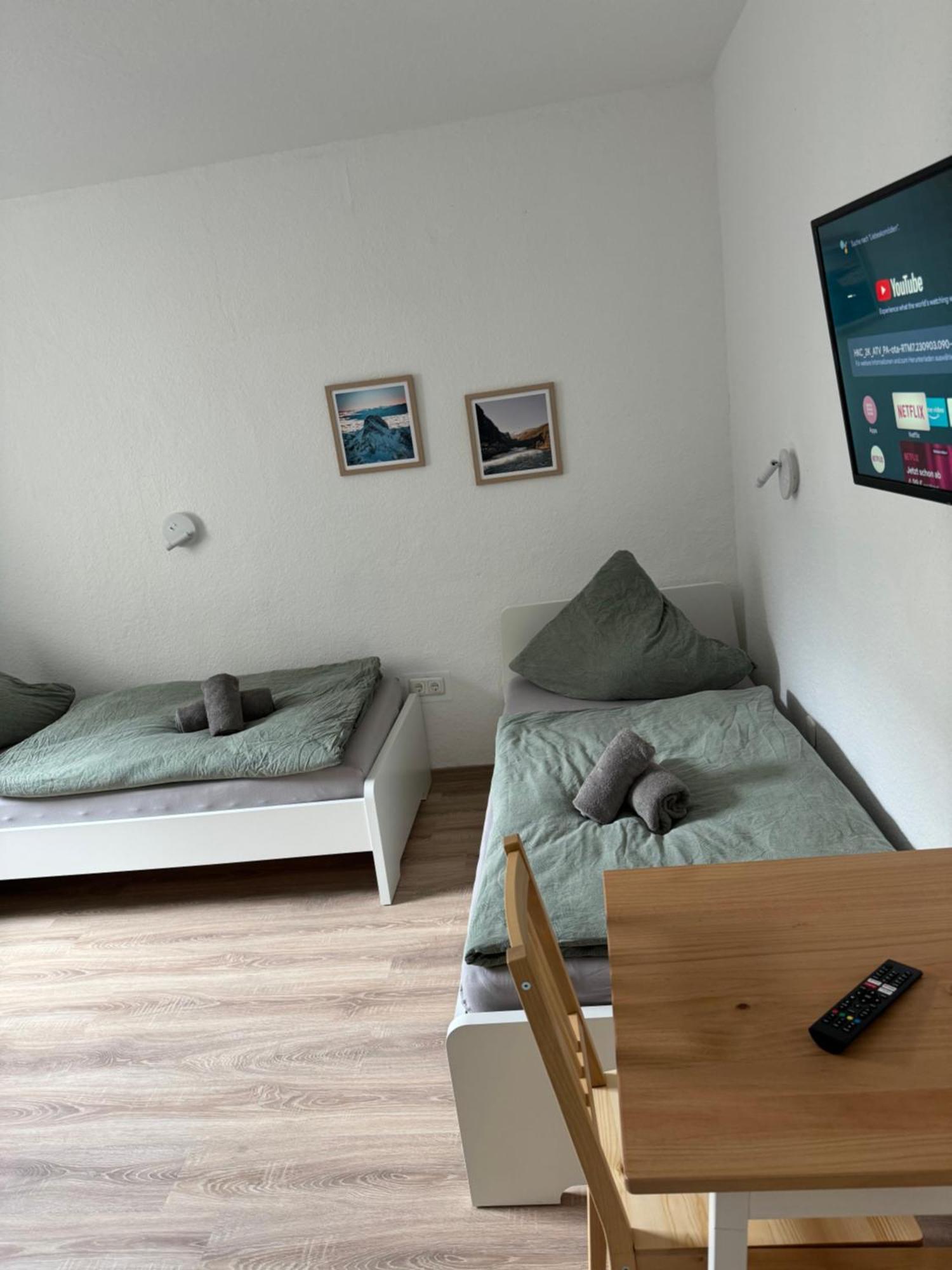 Guenstiges Apartment Gelsenkirchen Schalke Exterior photo