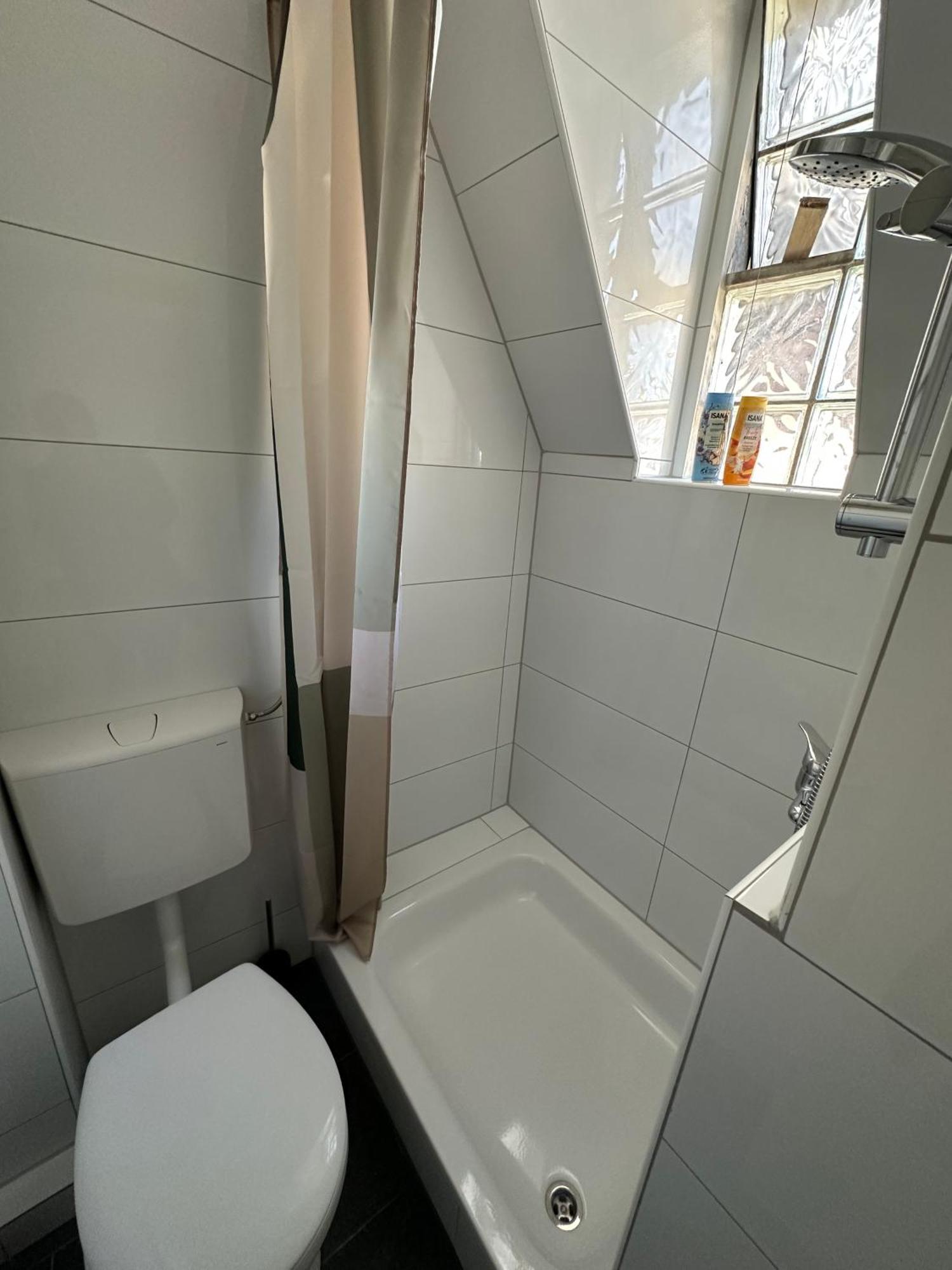 Guenstiges Apartment Gelsenkirchen Schalke Exterior photo