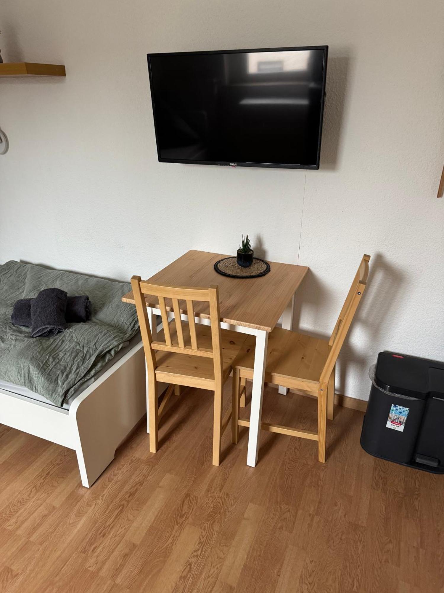 Guenstiges Apartment Gelsenkirchen Schalke Exterior photo